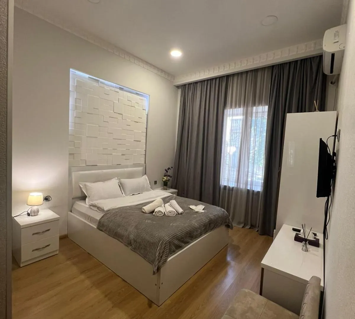 Отель Cozy Rooms Тбилиси